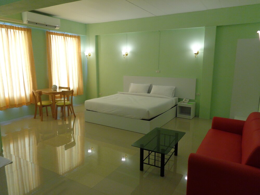 Siam Apple Hotel And Resort in Phitsanulok, Thailand