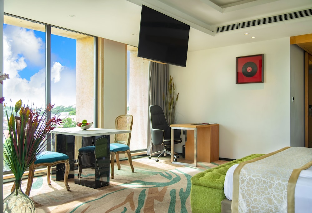 The Regnant in Lucknow, India