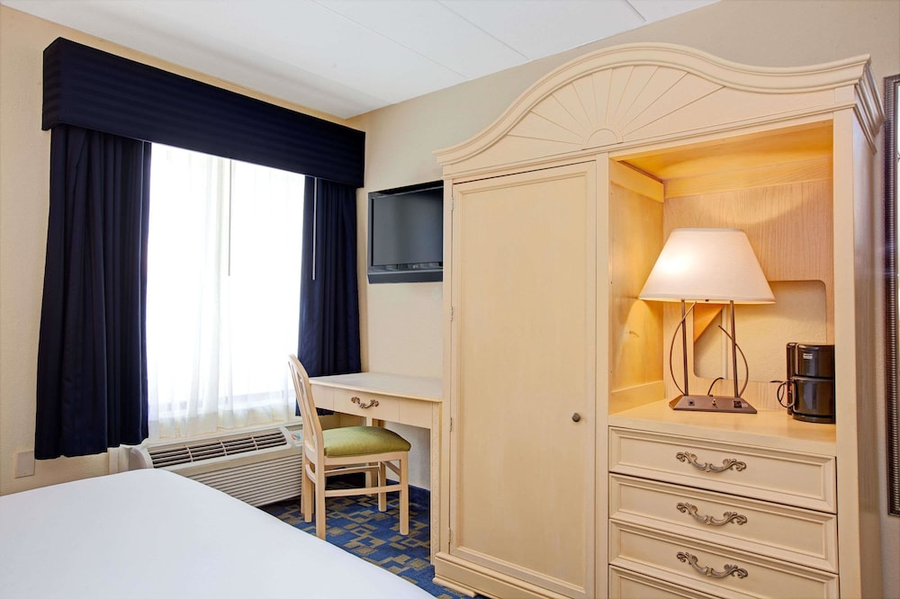 Windsor Hotel - photo 9
