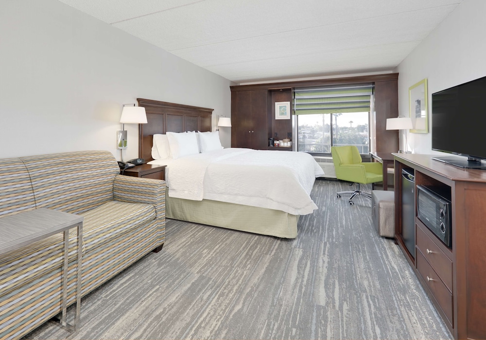 Hampton Inn Los Angeles Carson Torrance - photo 13