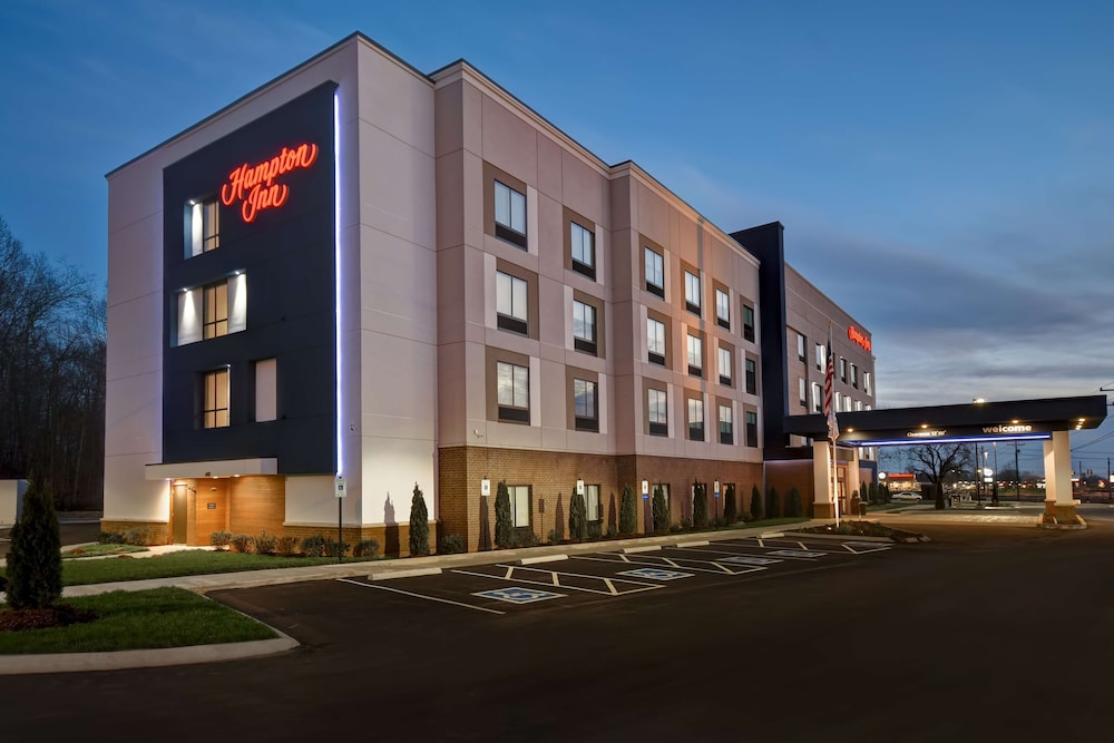 Hampton Inn Pleasant View TN - photo 49