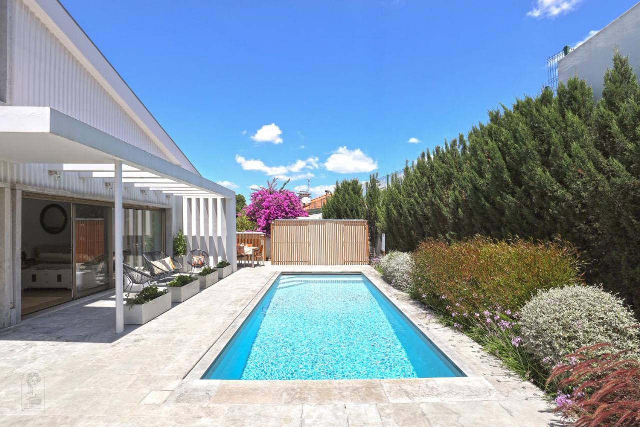 Santa Joana Apartments with garden and heated pool — 4-Star Luxury Hotel in Lisbon, Portugal