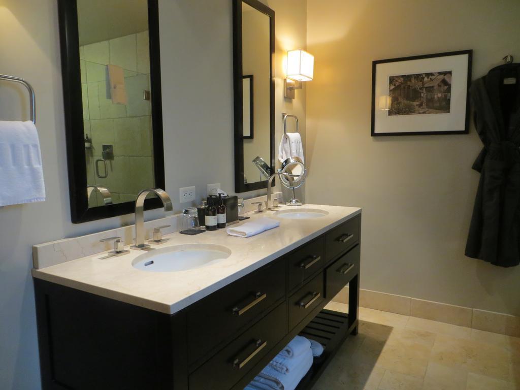 Fallon Hotel - photo 20