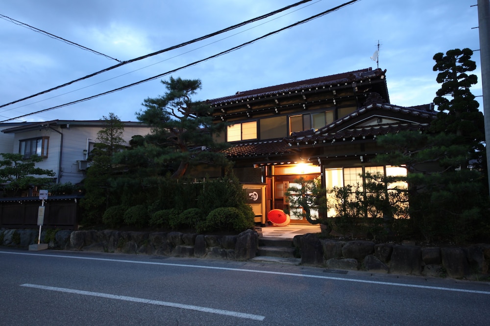 Ichinomatsu Japanese Modern Hotel in Takayama, Japan