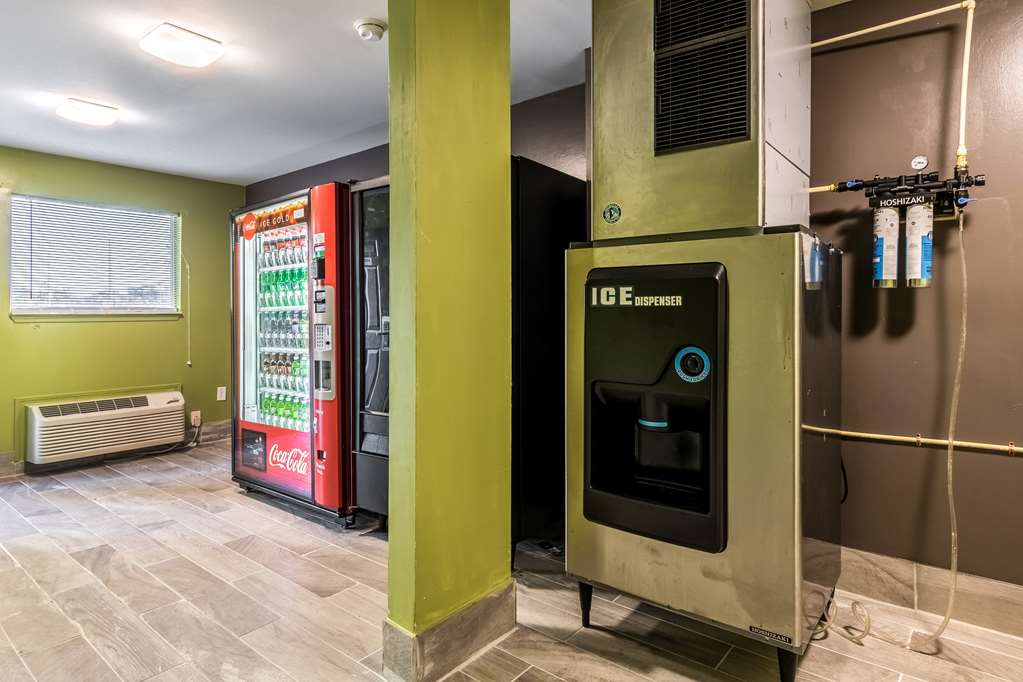 Studio 6 Extended Stay Savannah GA - photo 40