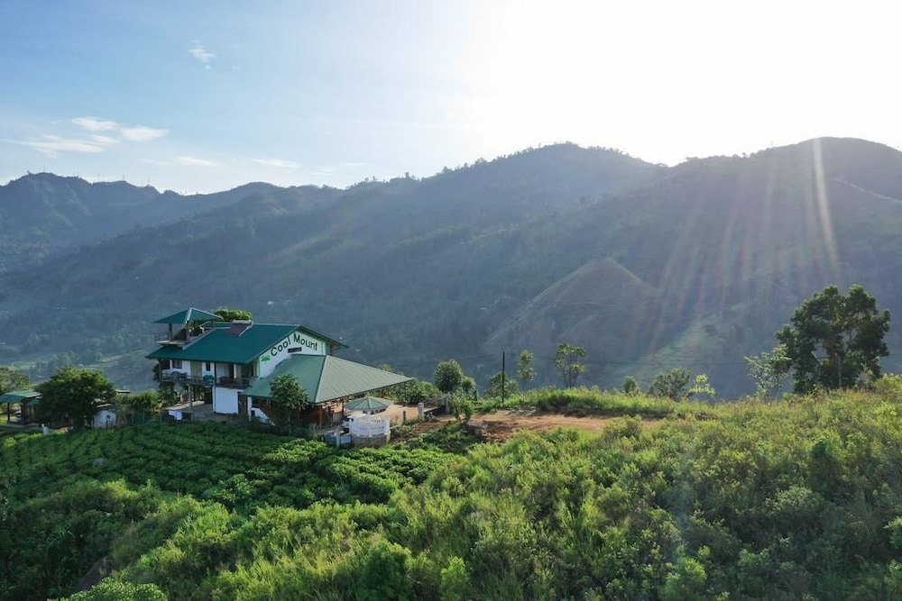 Cool Mount Resort - carbon neutral hotel in Ella Town