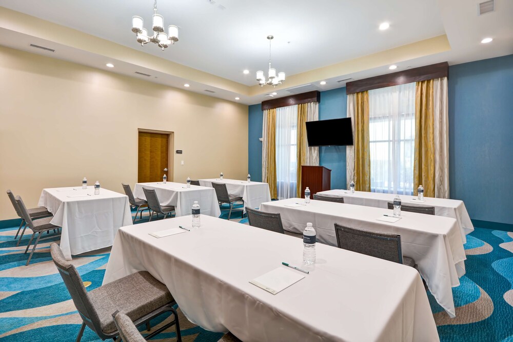 Homewood Suites by Hilton Galveston - photo 39