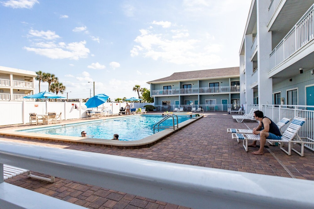 Coastal Waters Inn - photo 171