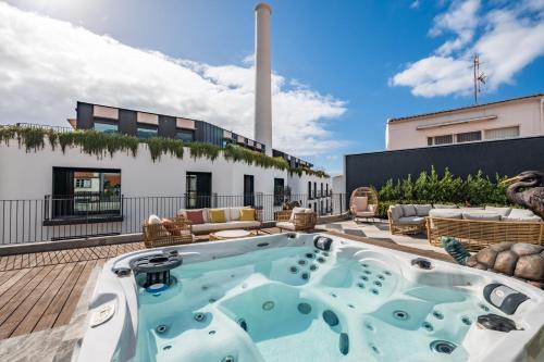 Luxury Rooftop Jacuzzi Penthouse at Savoy Insular — 4-Star Luxury Hotel in Funchal, Portugal