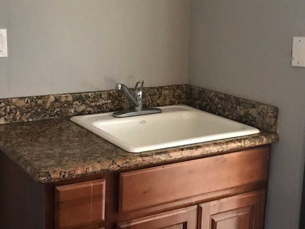 99 Palms Inn & Suites - photo 16