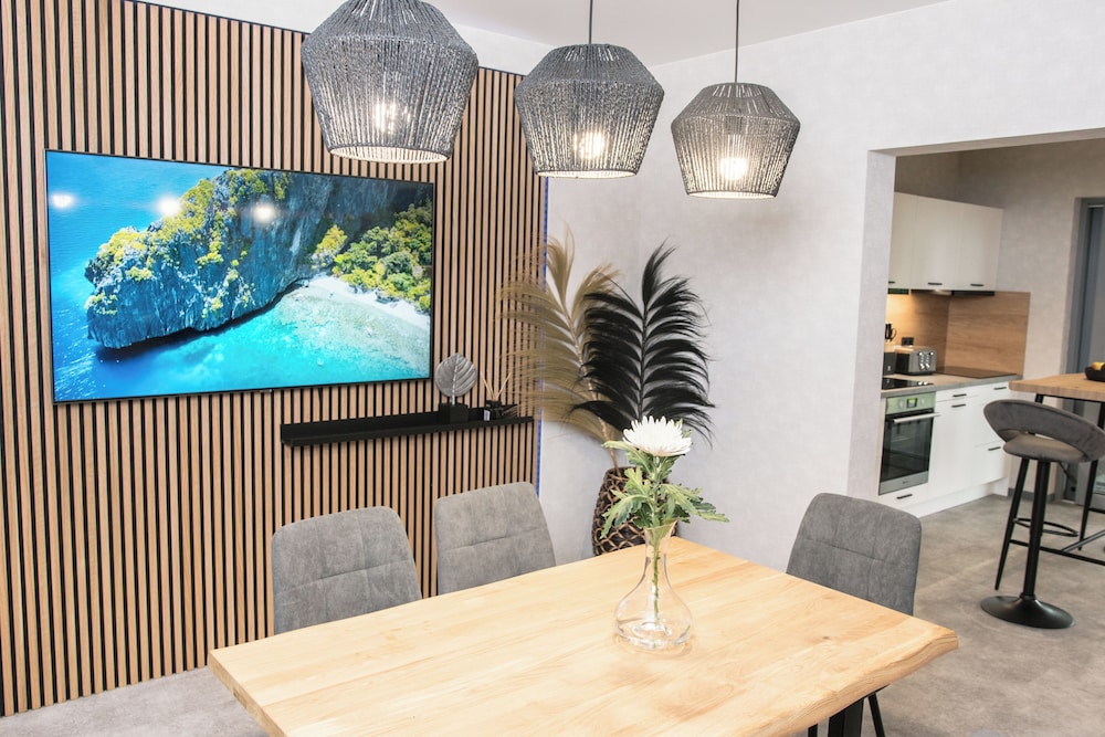 Triumph Inn Pension — 4-Star Luxury Hotel in Rangsdorf, Germany