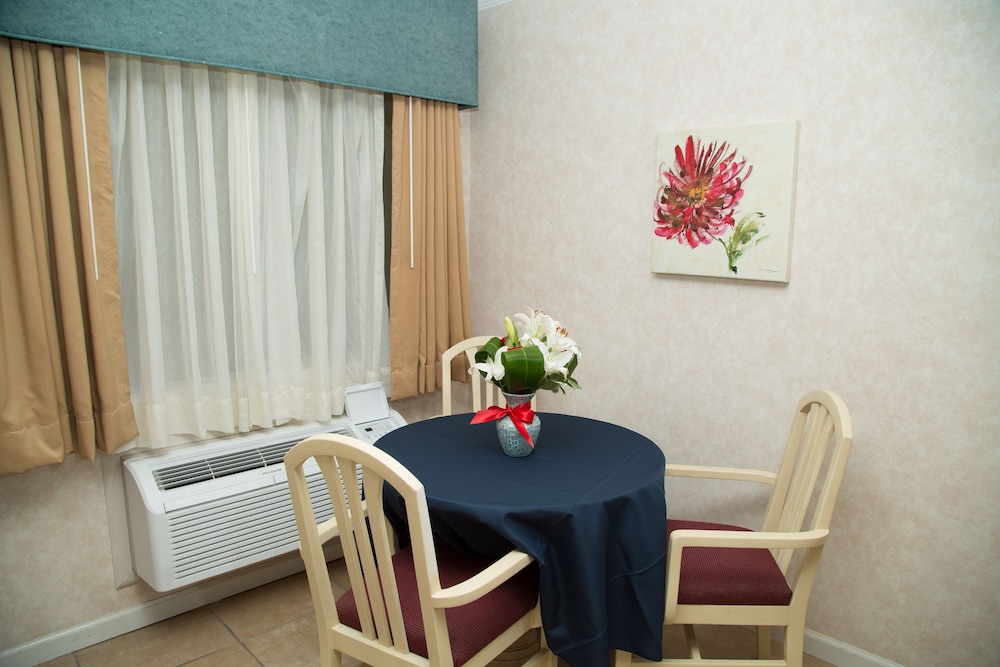 Inn at Deep Canyon - photo 30