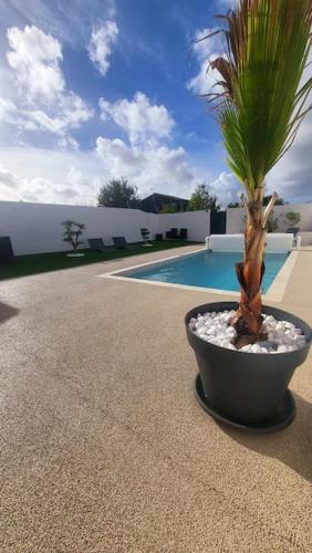 L'escale de Courçon - carbon neutral hotel in Courcon
