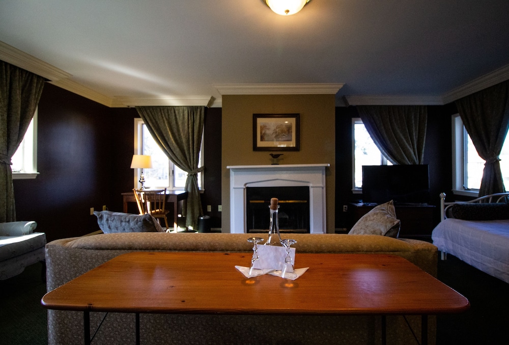 Delamater Inn - photo 42