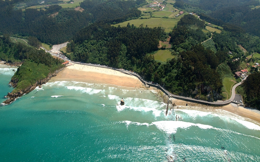 Hotel Azpiazu in Cudillero, Spain