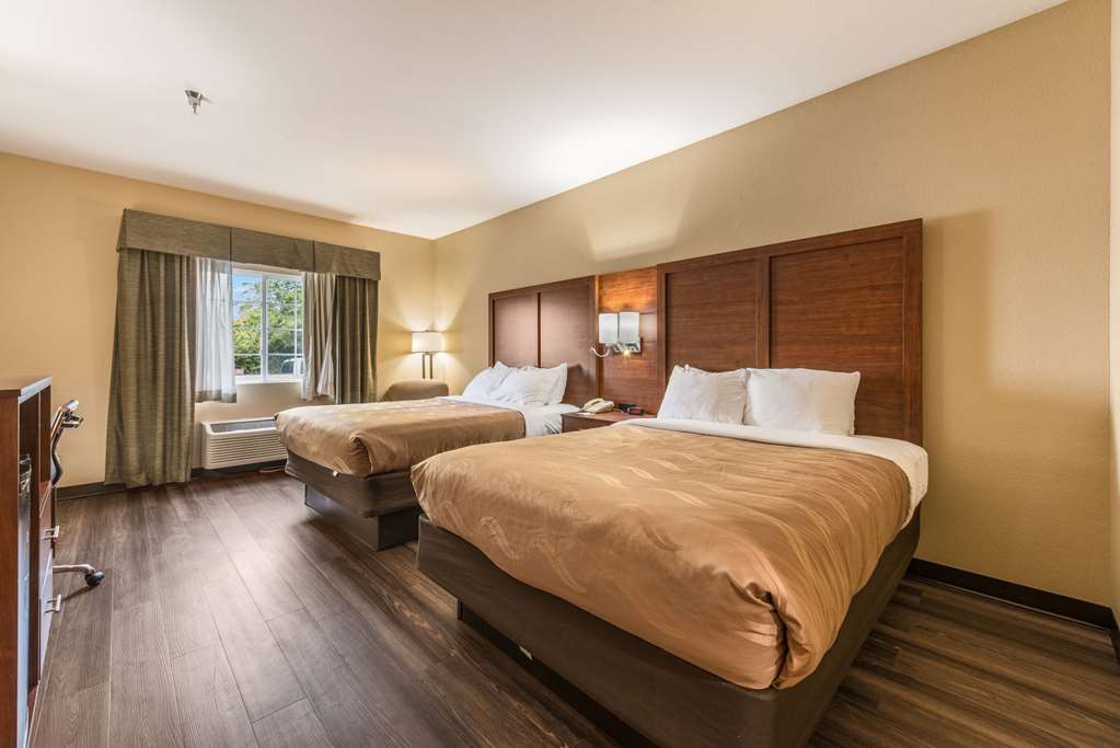 Quality Inn & Suites Hendersonville Flat Rock - photo 6