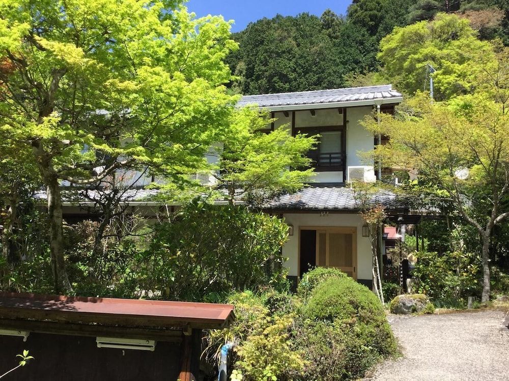 Unryuso - carbon neutral hotel in Shinshiro