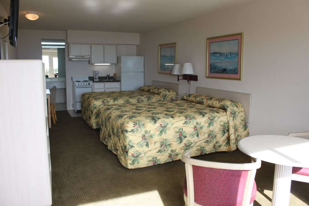 The Flamingo Hotel and Tower - photo 23