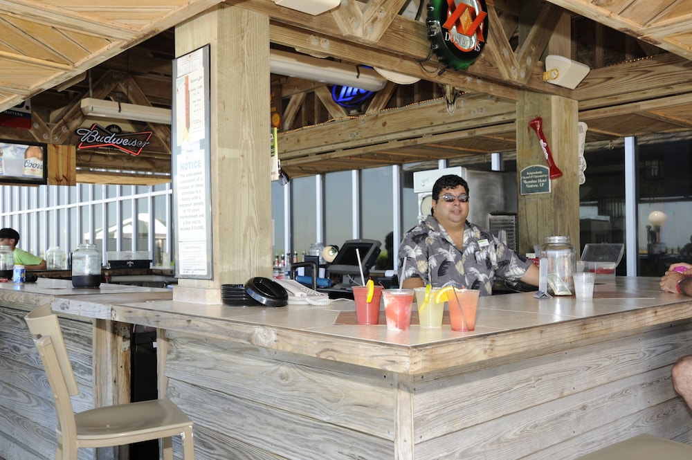 Emerald Beach Hotel - photo 11