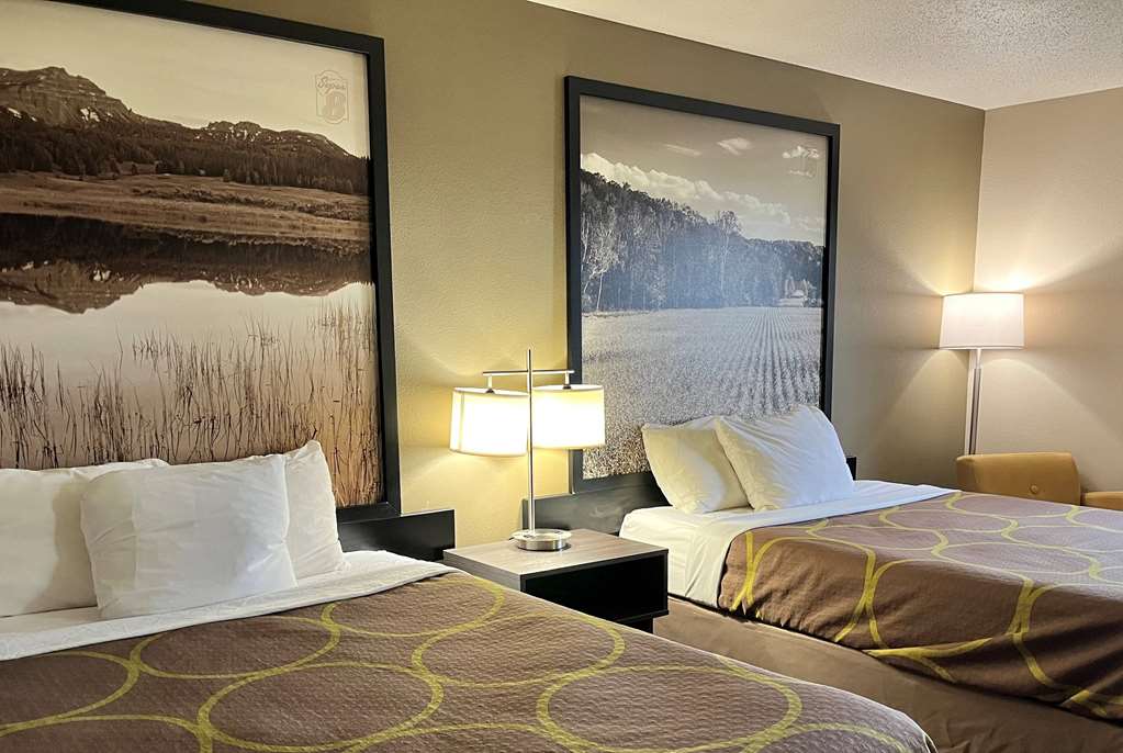 Super 8 by Wyndham Gas City Marion Area - photo 5