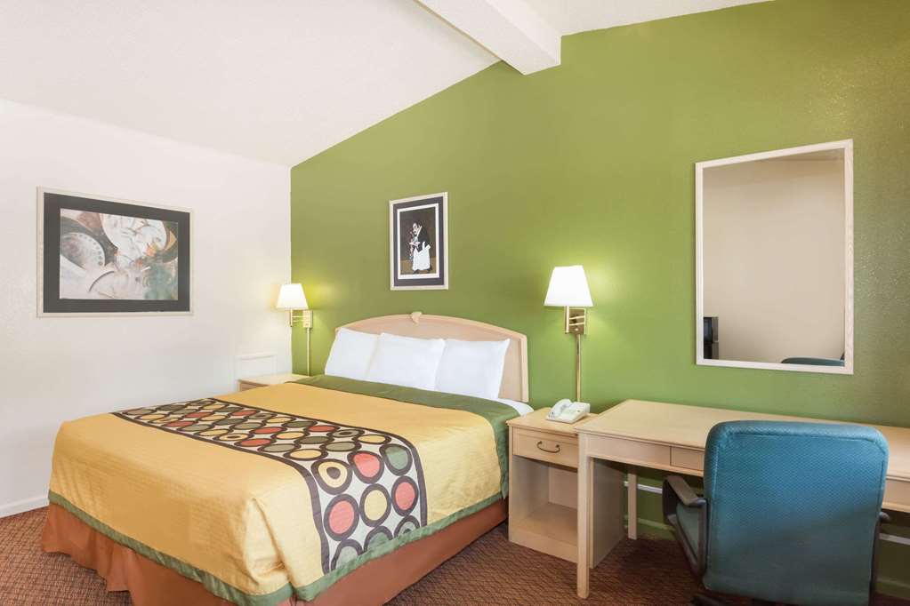 Knights Inn Statesboro - photo 4