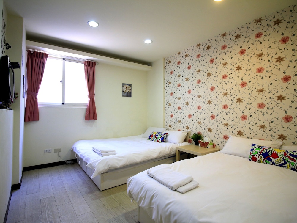 Taichung Fengjia Box 1 - carbon neutral hotel in Taichung