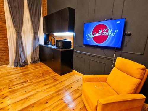 SoLoLiKE Appartment with Balcony N 24