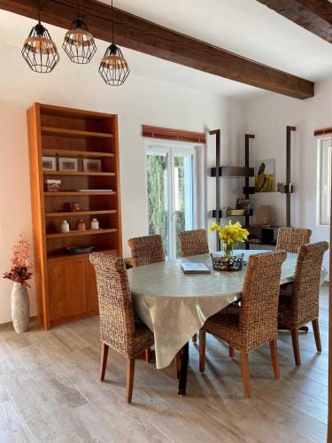 Le mas sainte agathe - last minute hotel in Unknown City