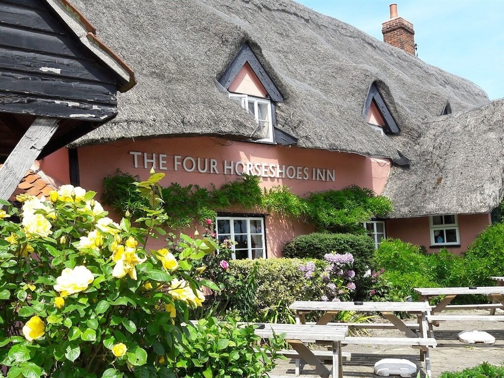 The Four Horseshoes — 4-Star Luxury Hotel in Eye, United Kingdom