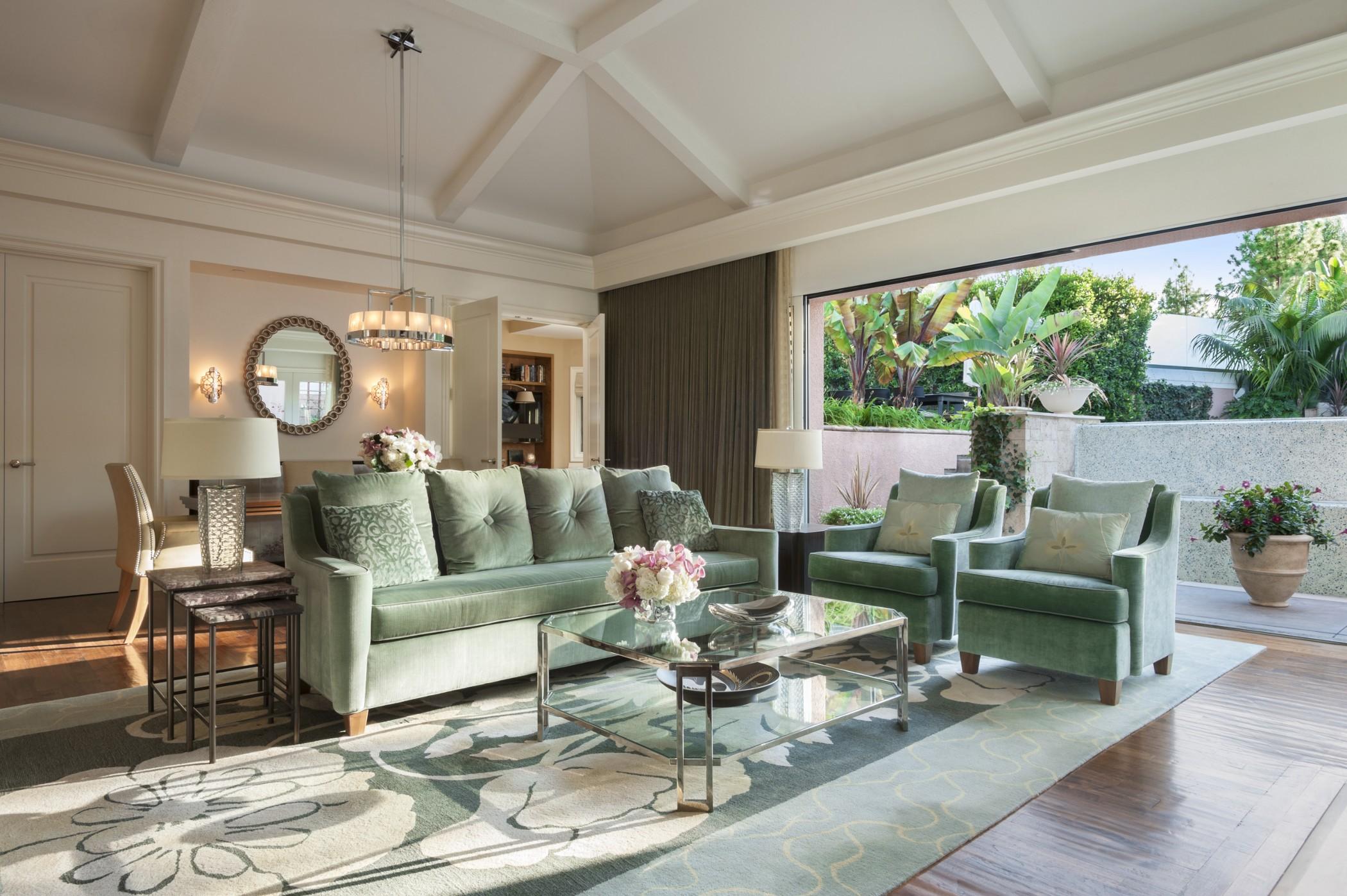 The Beverly Hills Hotel - featured photo