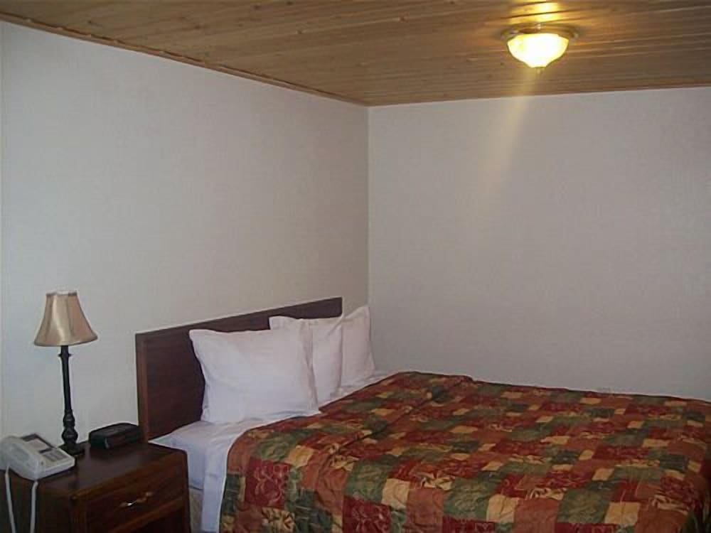 Sagebrush Inn - photo 6