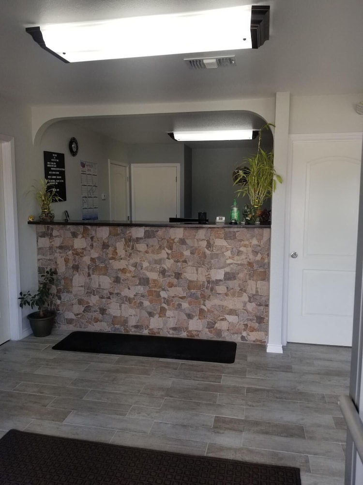 Gold Key Inn - photo 2