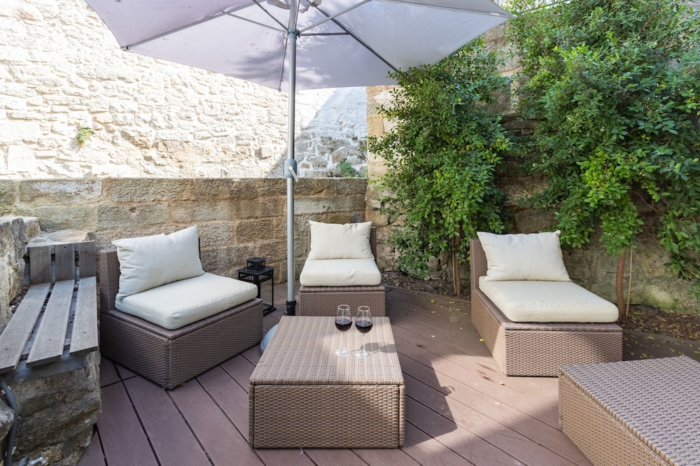 Casa Portuguesa by Una — 4-Star Luxury Hotel in Porto, Portugal