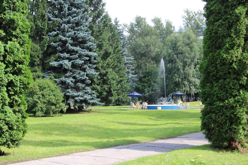 Dom Uchenykh Gostinitsa — Khimki
