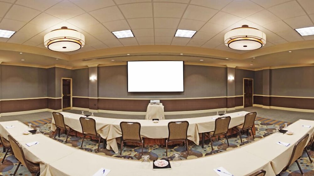 Hilton Garden Inn Omaha East Council Bluffs - photo 52