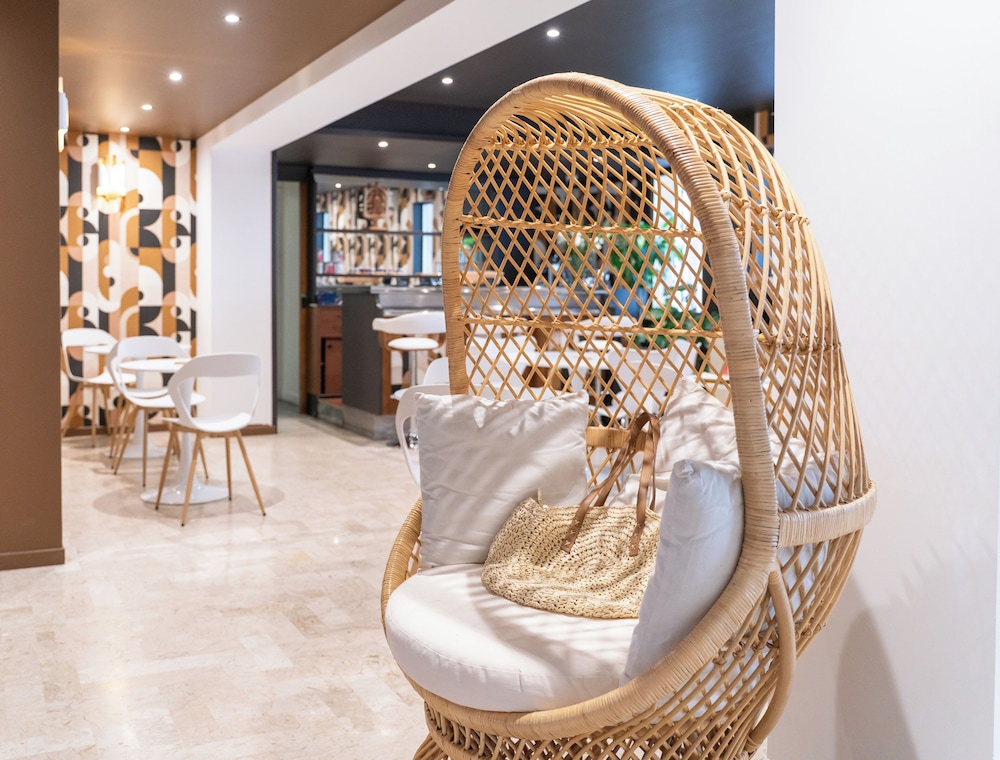 Hôtel Comté de Nice - last minute hotel in Beaulieu Sur Mer
