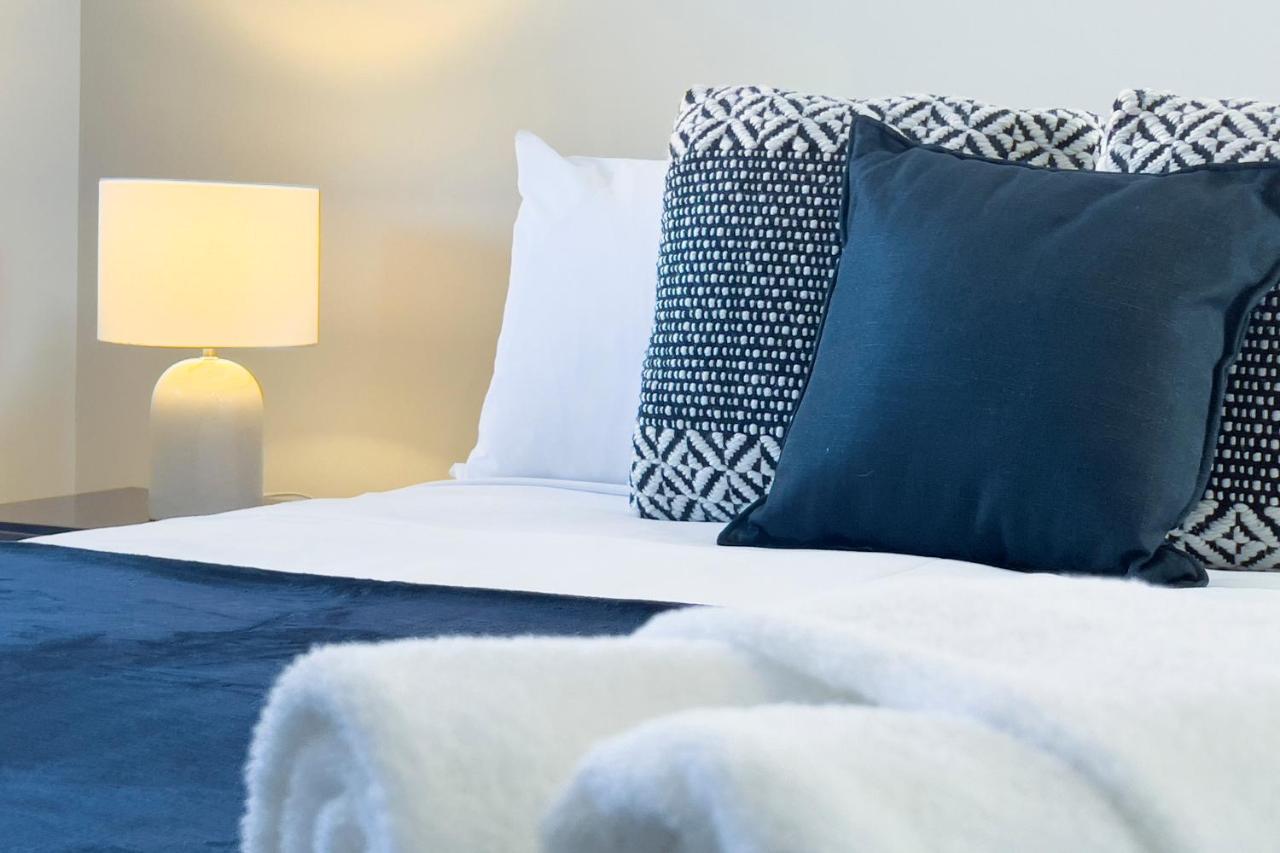 30 Modern & Quiet Retreat Walk To Dining & Shops — 4-Star Luxury Hotel in Perth, Australia
