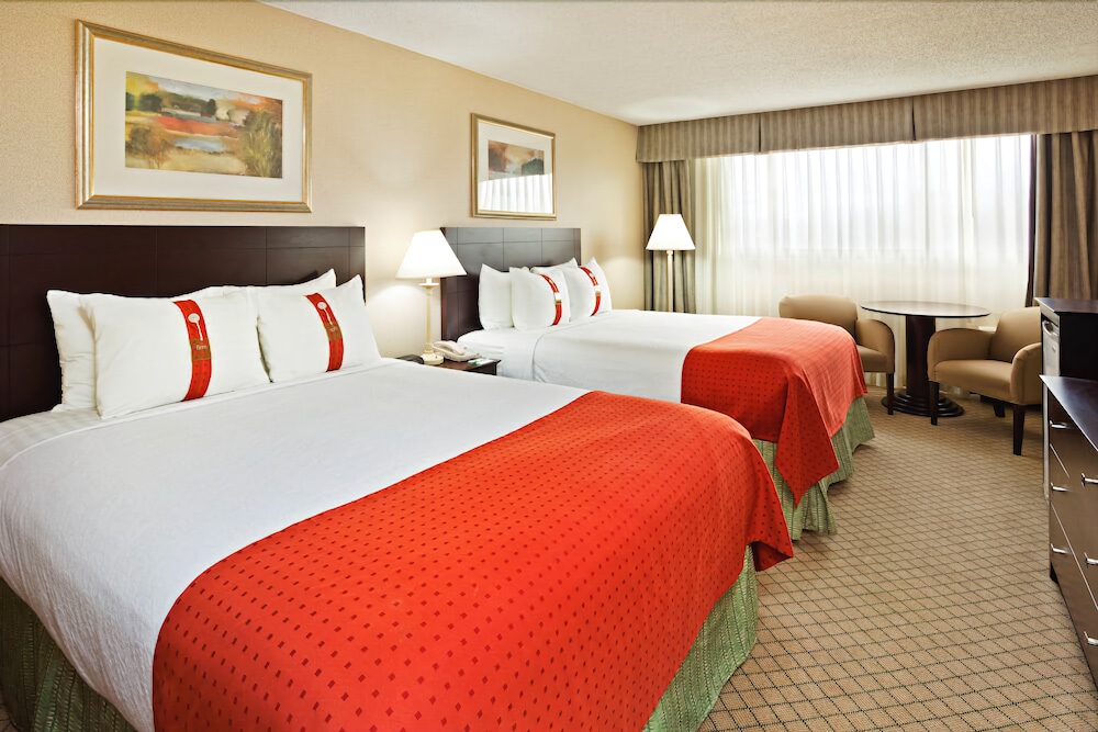 Holiday Inn by IHG - photo 11