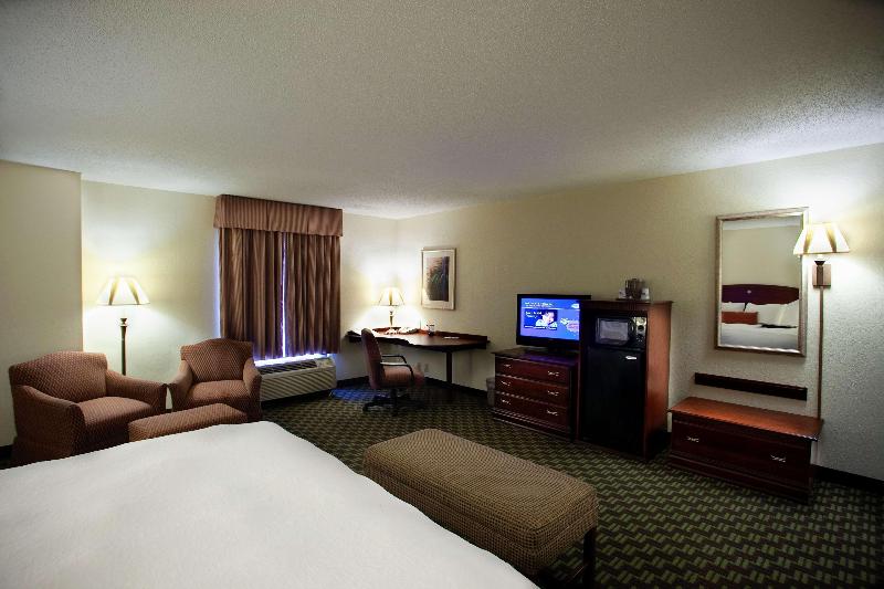 Hampton Inn Carrollton - photo 19