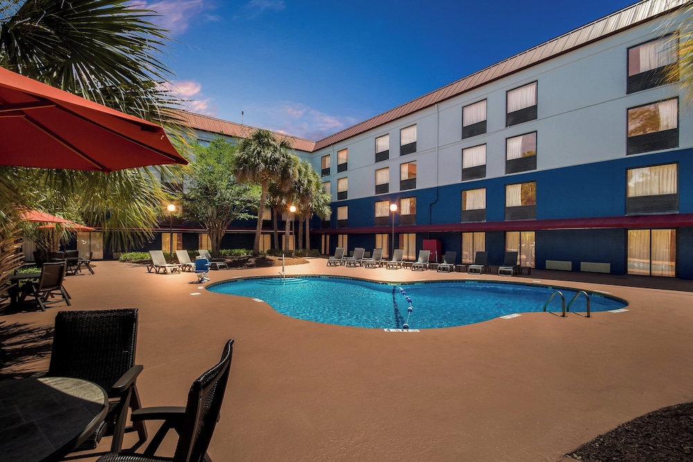 Red Roof Inn Myrtle Beach Hotel Market Common - photo 33