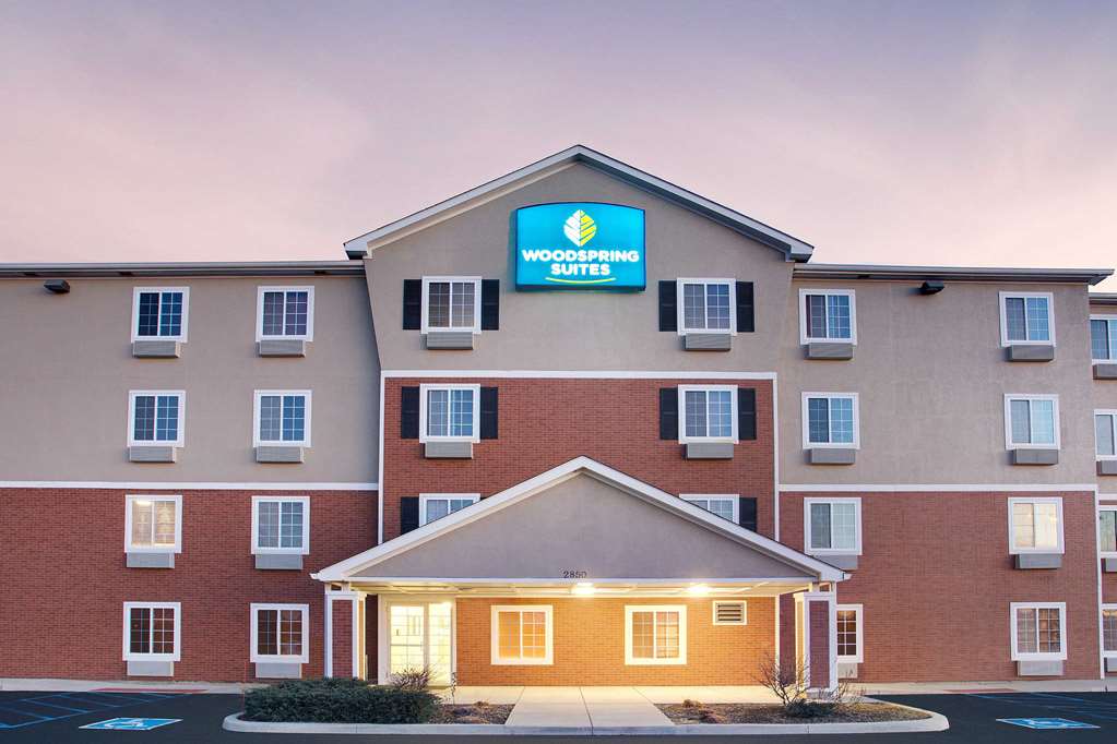 WoodSpring Suites Fort Wayne - photo 2