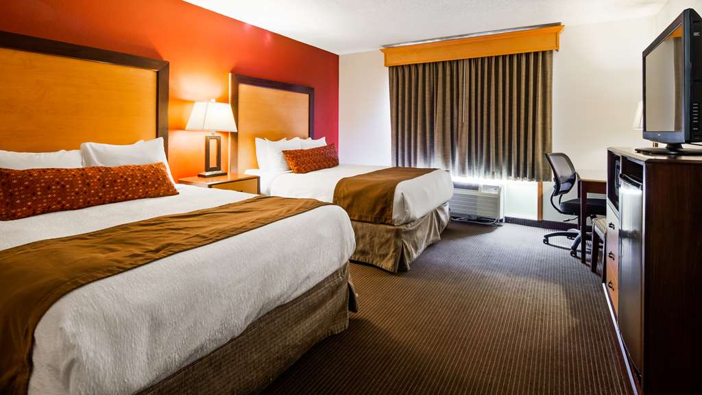 Best Western Plus Sidney Lodge - photo 3