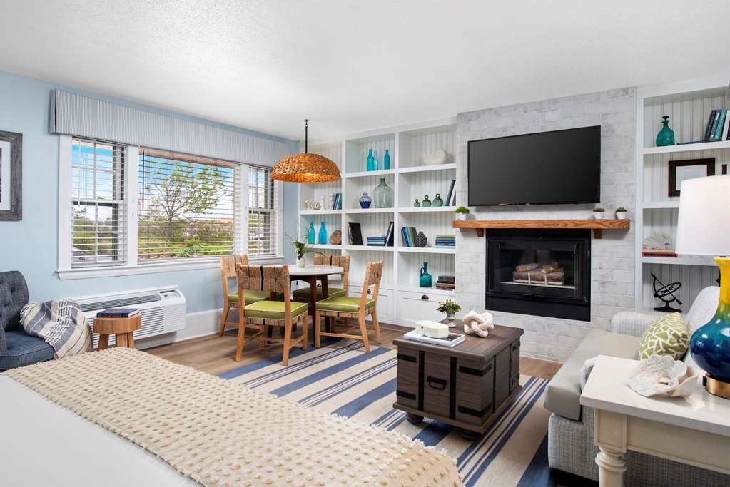 Sea Crest Beach Resort - photo 24