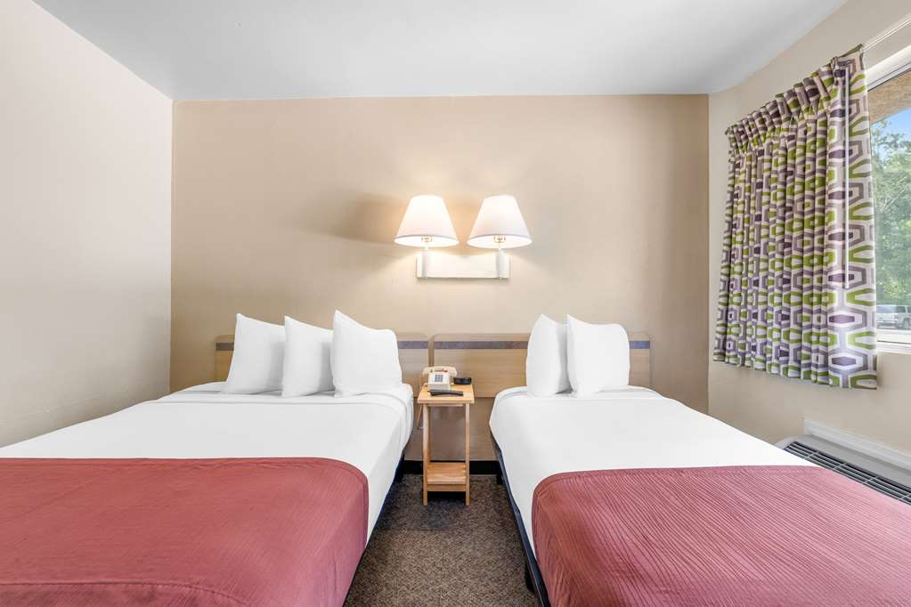 Americas Best Value Inn Lake City - photo 18
