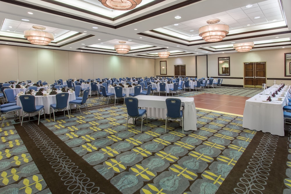 Crowne Plaza St. Louis Airport by IHG - photo 156