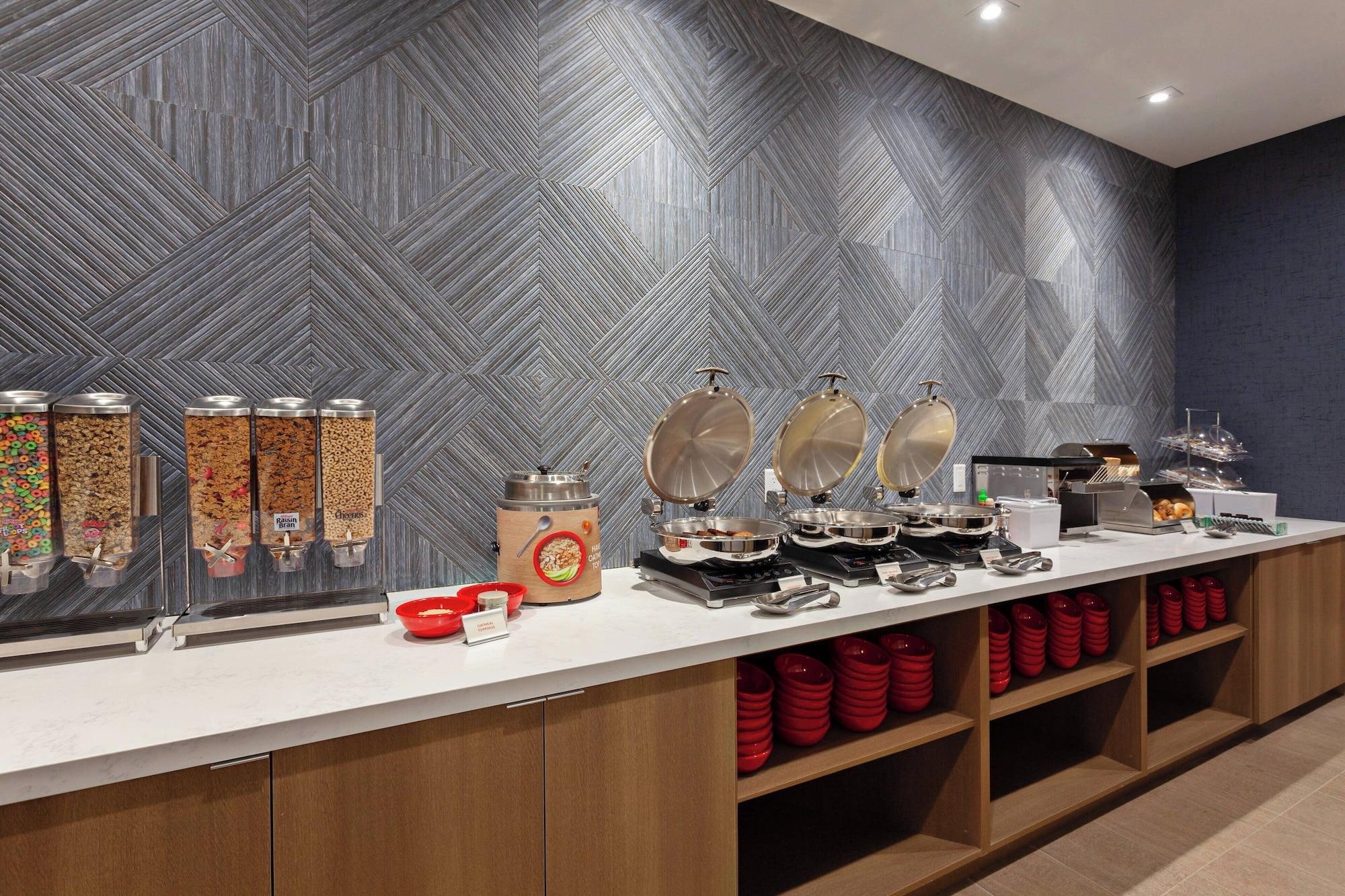 TownePlace Suites by Marriott San Diego Central - photo 20