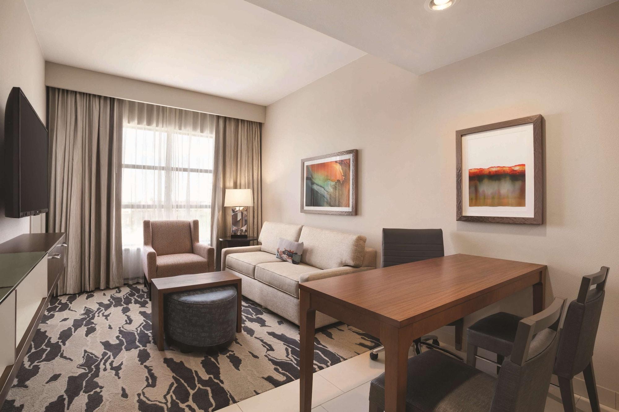Embassy Suites by Hilton McAllen Convention Cent - photo 3