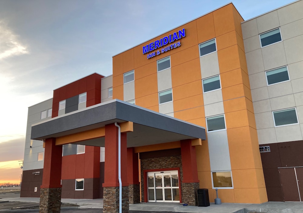 Meridian Inn & Suites Regina Airport in Regina, Canada