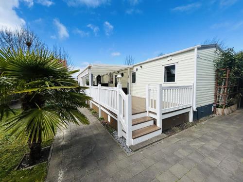 Beach Resort Nieuwvliet Bad NV 102 in Unknown City, Netherlands