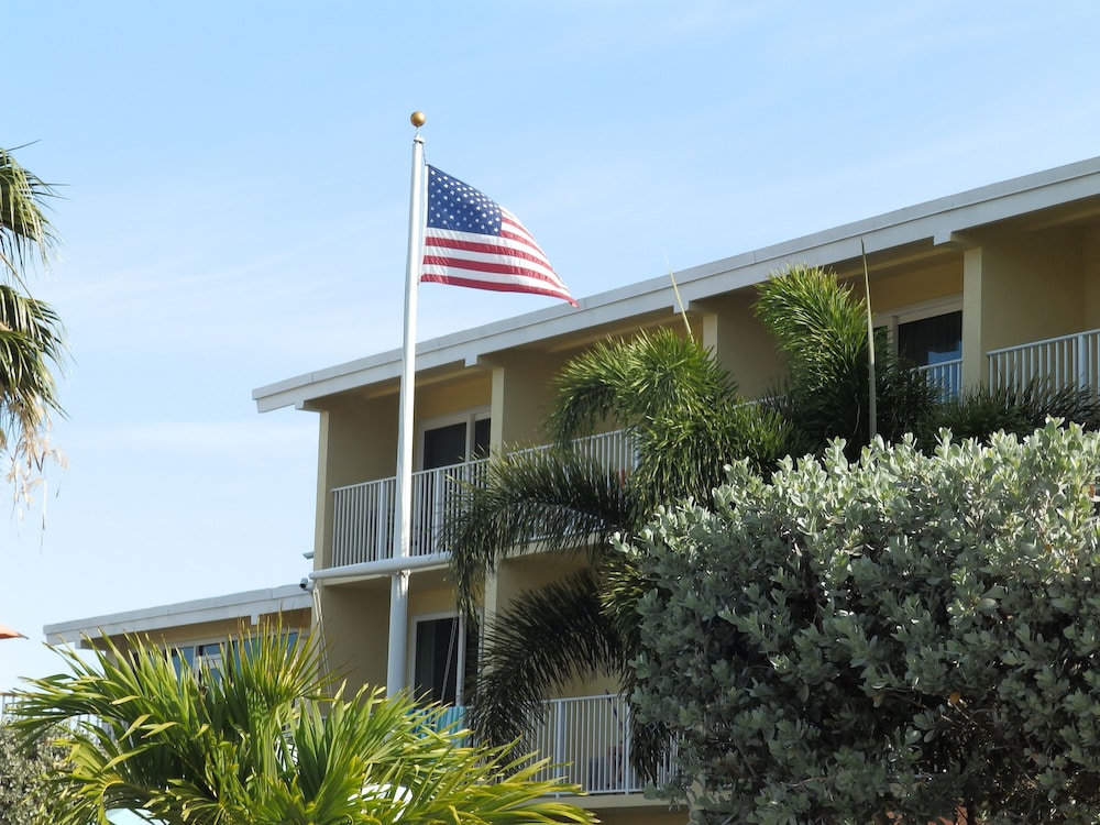 Treasure Island Hotel and Marina - photo 43